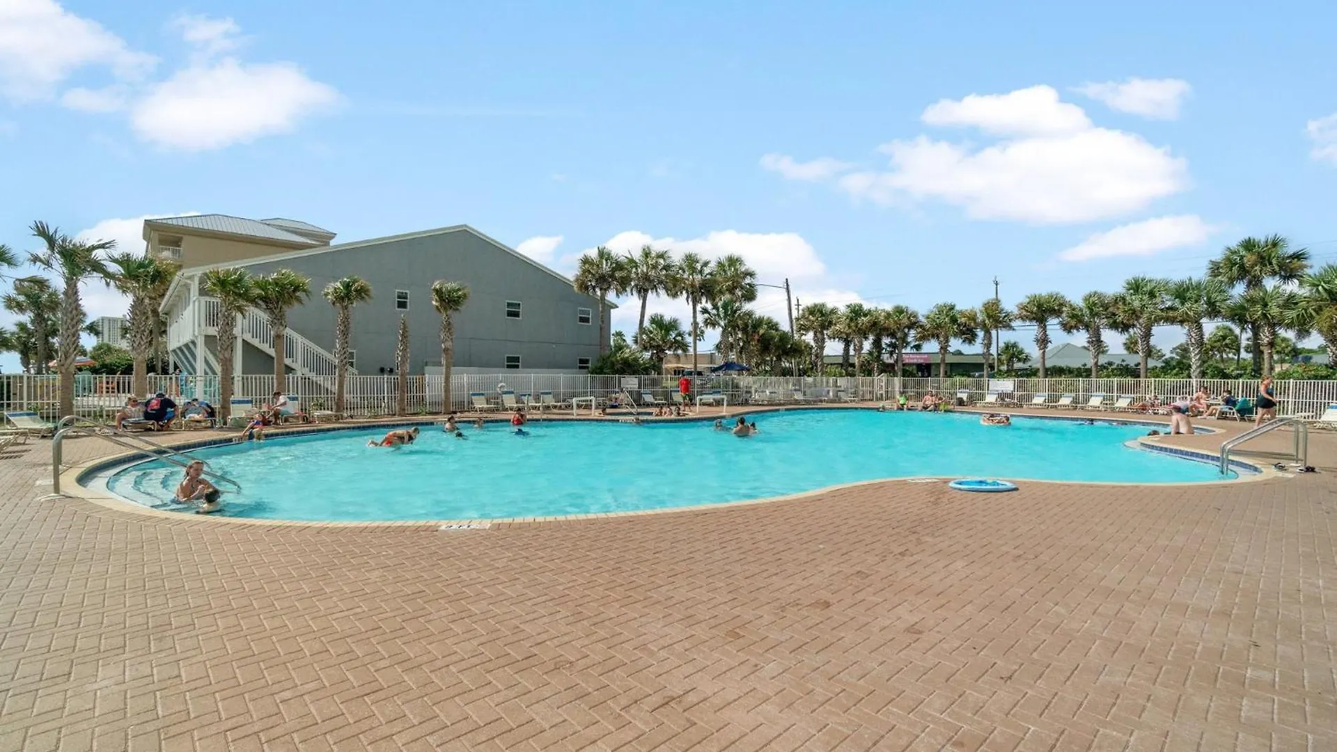 Apartment Stunning 3Br Corner Tidewater Resort Beachfront Condo! Sleeps 10! By Dolce Vita Getaways Pcb! Panama City Beach
