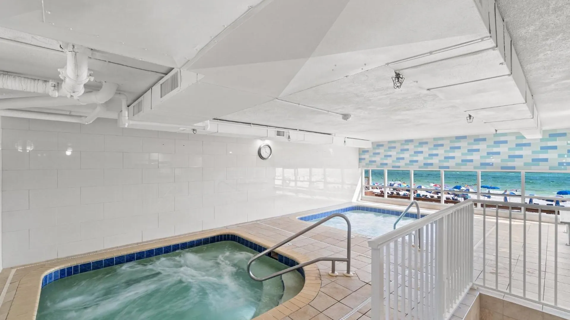 Stunning 3Br Corner Tidewater Resort Beachfront Condo! Sleeps 10! By Dolce Vita Getaways Pcb! Panama City Beach 0*,  United States