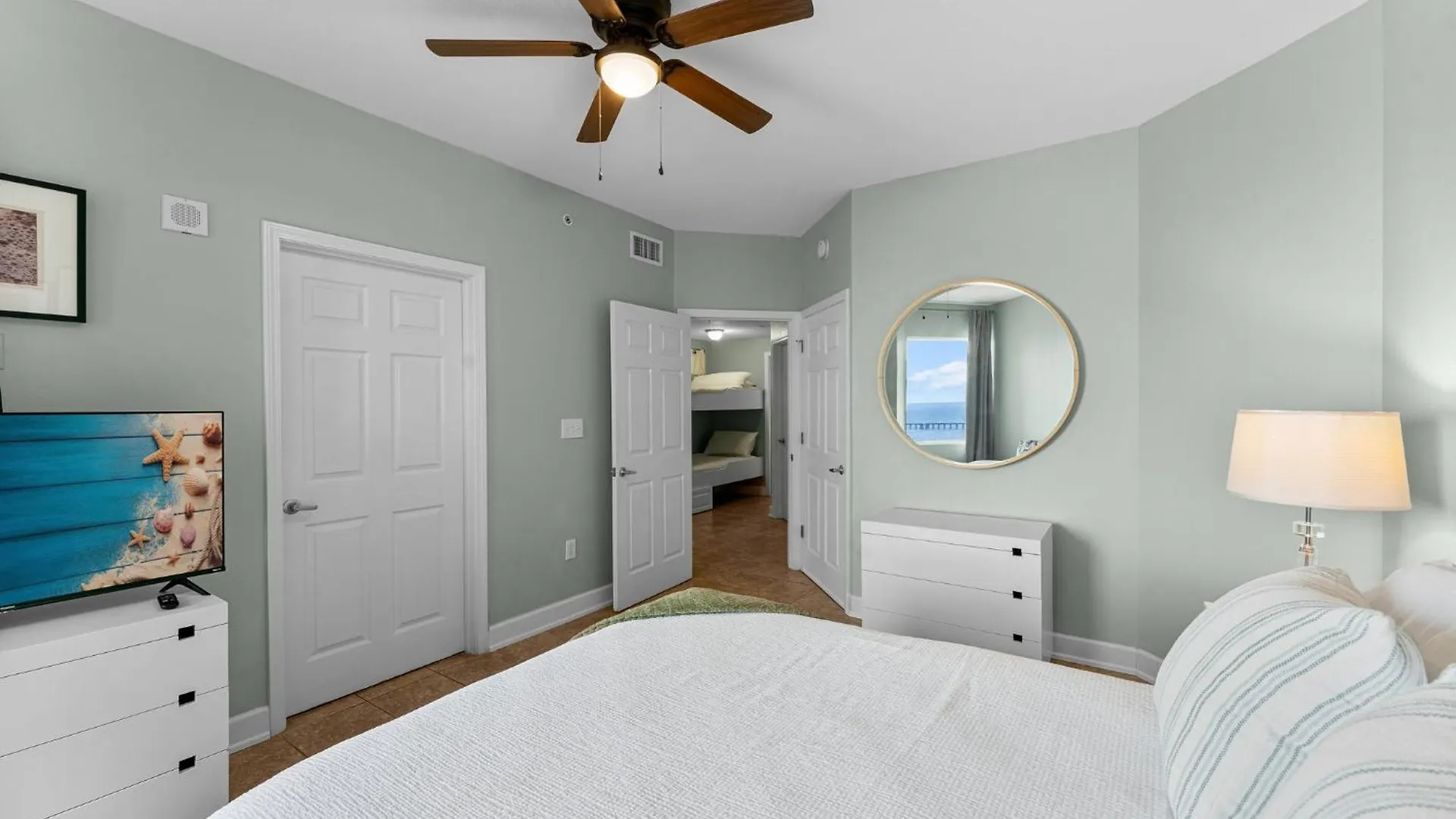 Stunning 3Br Corner Tidewater Resort Beachfront Condo! Sleeps 10! By Dolce Vita Getaways Pcb! Panama City Beach United States
