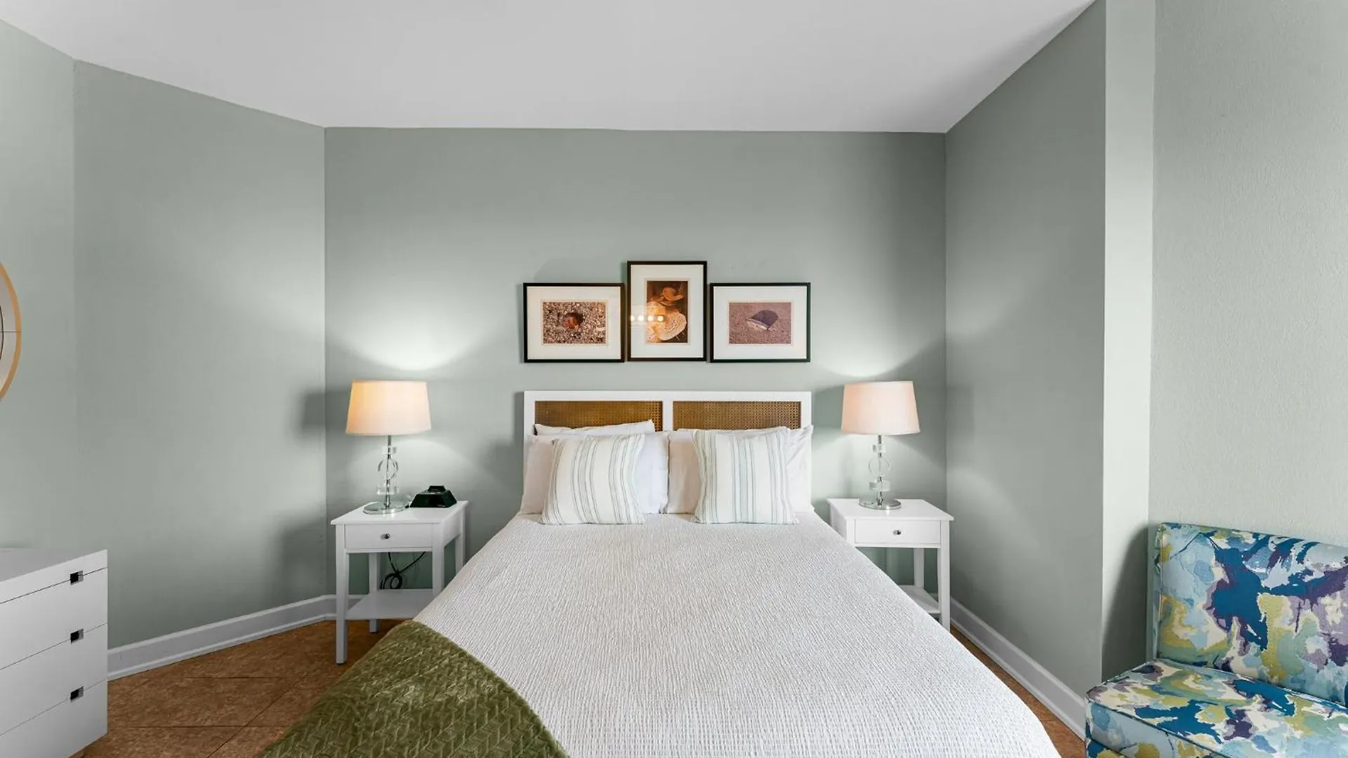 Apartment Stunning 3Br Corner Tidewater Resort Beachfront Condo! Sleeps 10! By Dolce Vita Getaways Pcb! Panama City Beach